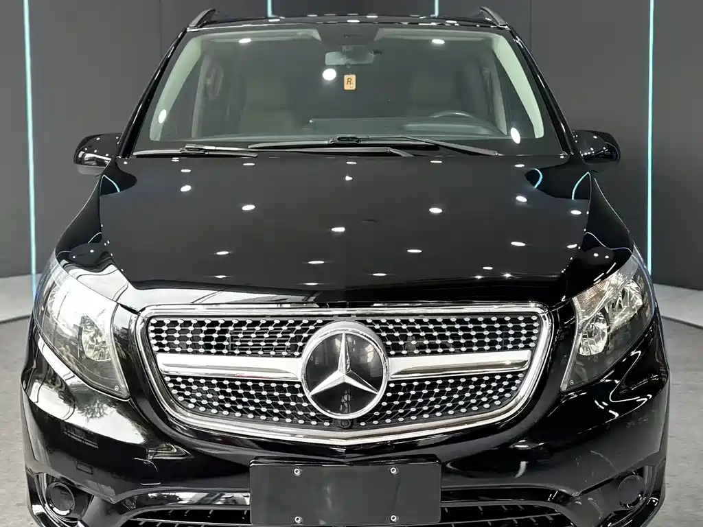 Mercedes-Benz Vito — миниатюра 2