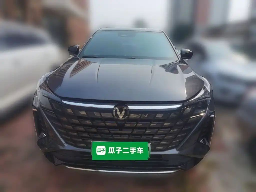 Changan UNI-Z New Energy — миниатюра 2