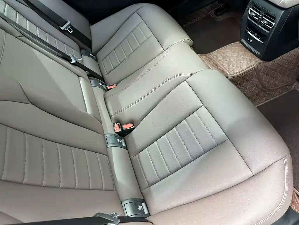 BMW 3 Series — миниатюра 33