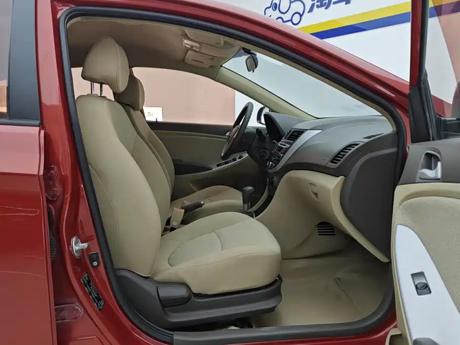 Hyundai Verna — миниатюра 8