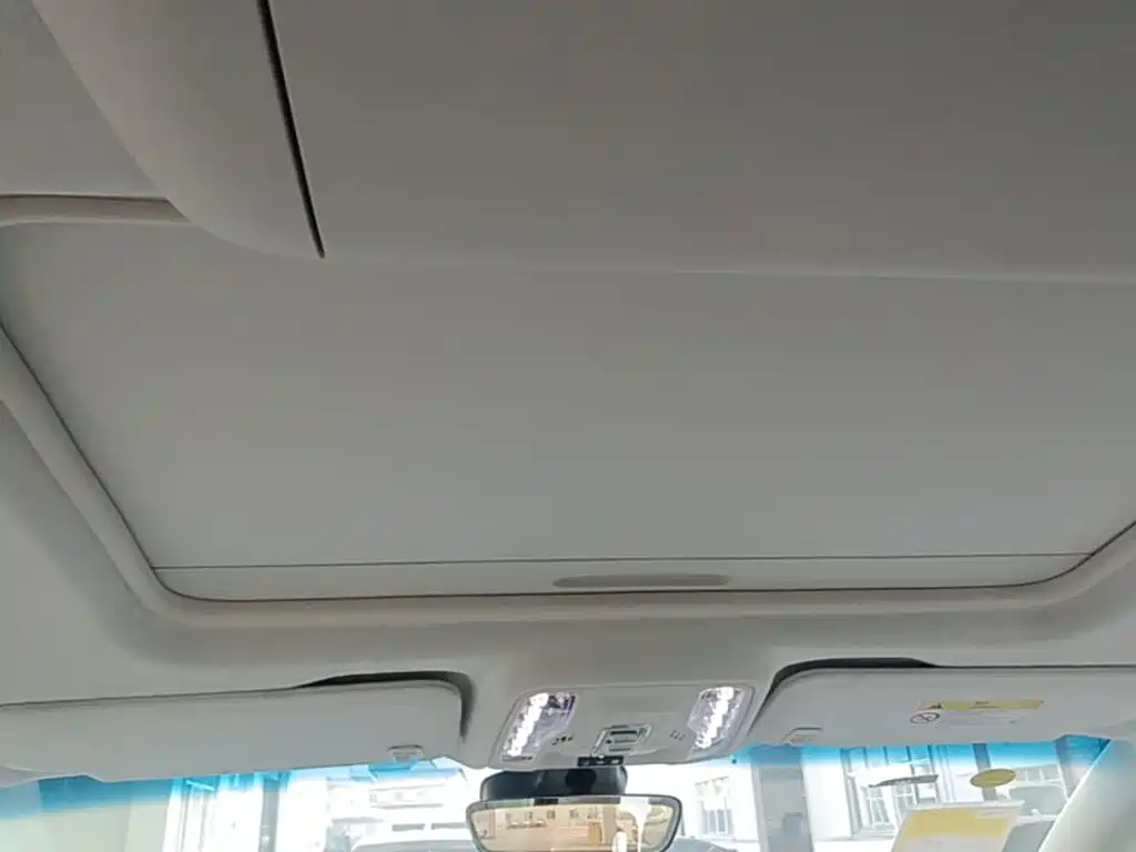 Buick GL8 Hybrid — миниатюра 25