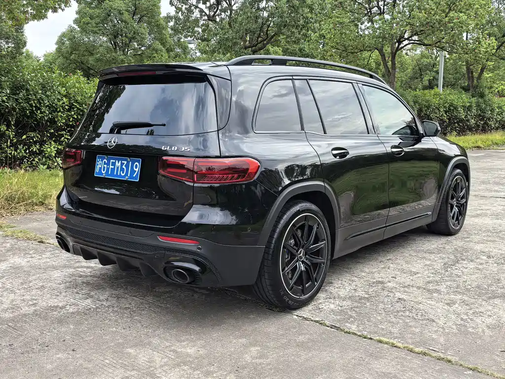 Mercedes-Benz GLB AMG — миниатюра 19