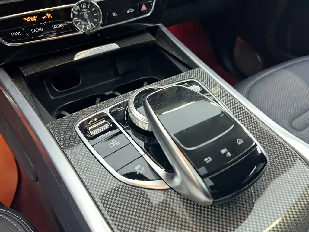 Mercedes-Benz G-Class — миниатюра 6