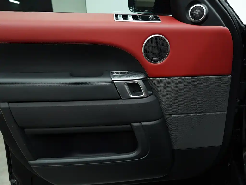 Land Rover Sport — миниатюра 6