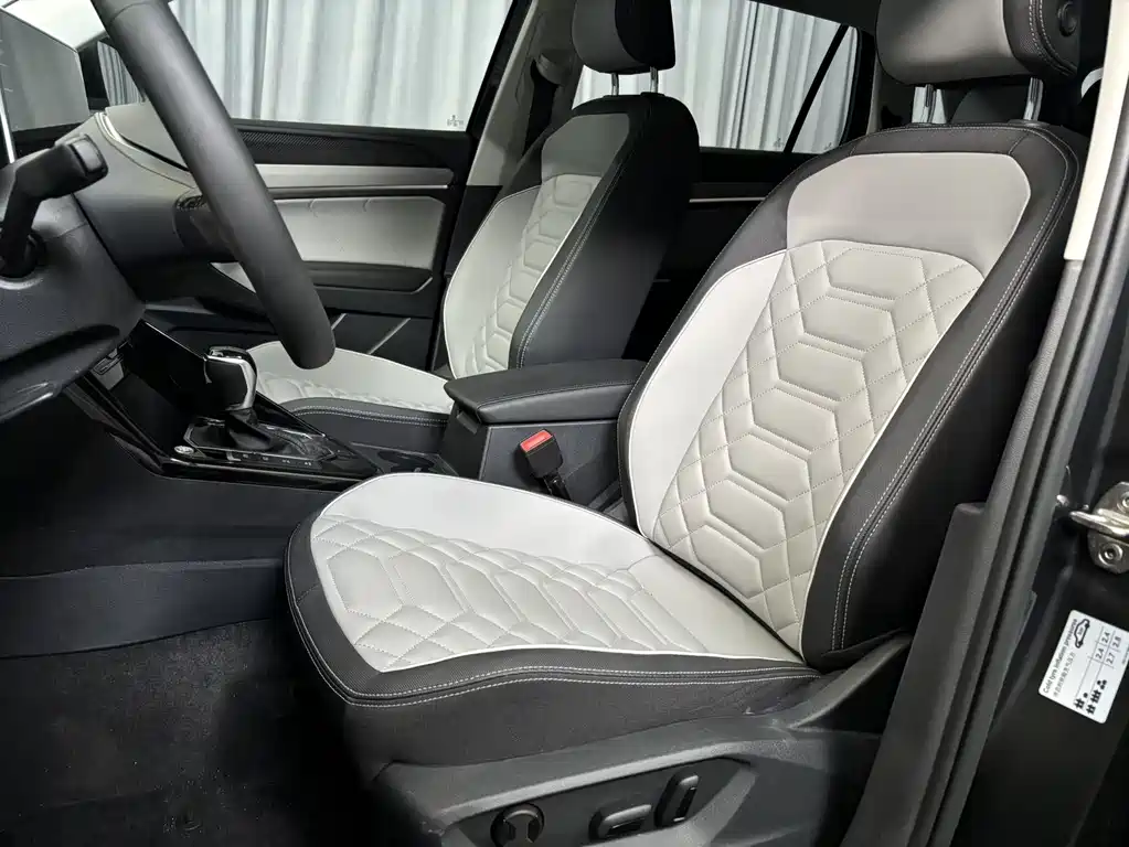 Volkswagen Tayron 2023 280TSI Luxury Plus