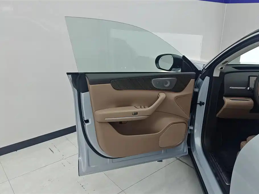 Leapmotor C11 2026 640