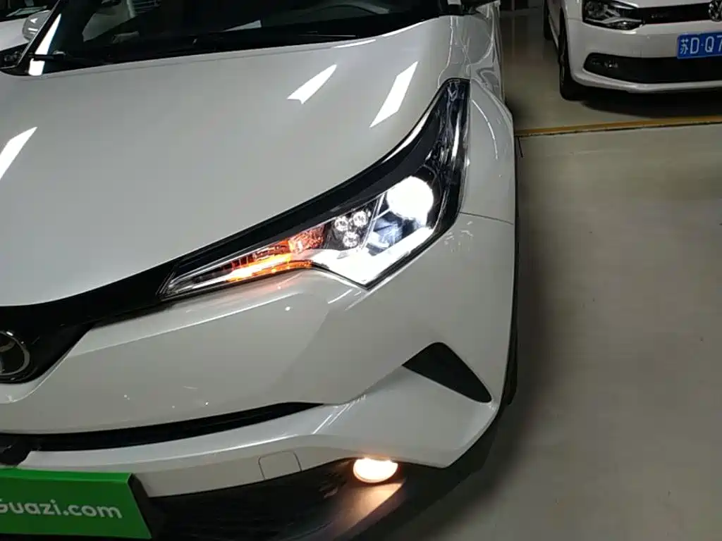 Toyota C-HR — миниатюра 24