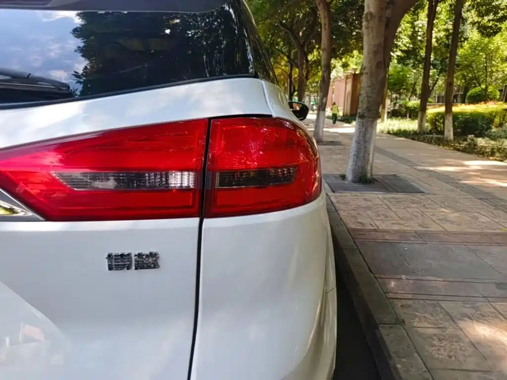 Geely Boyue — миниатюра 24