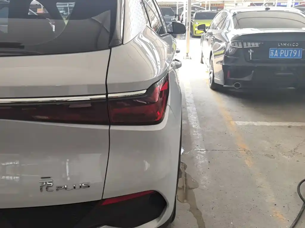 BYD Yuan Plus — миниатюра 8