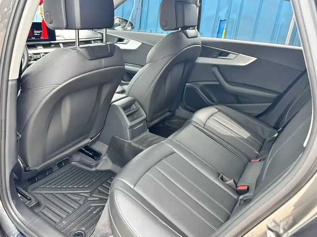 Audi A4L — миниатюра 6