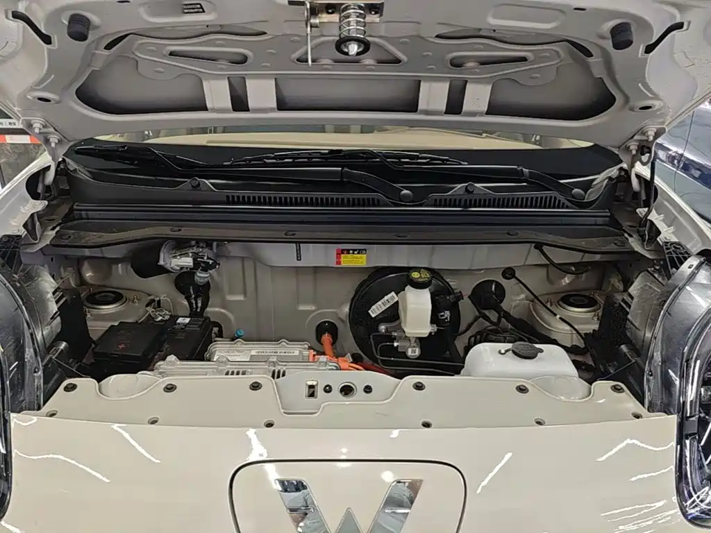 Wuling MINIEV — миниатюра 20