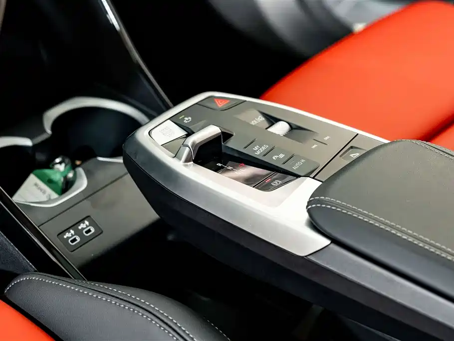 BMW X2 (Import) — миниатюра 11