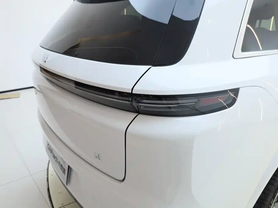 Li Auto Li L8 — миниатюра 4