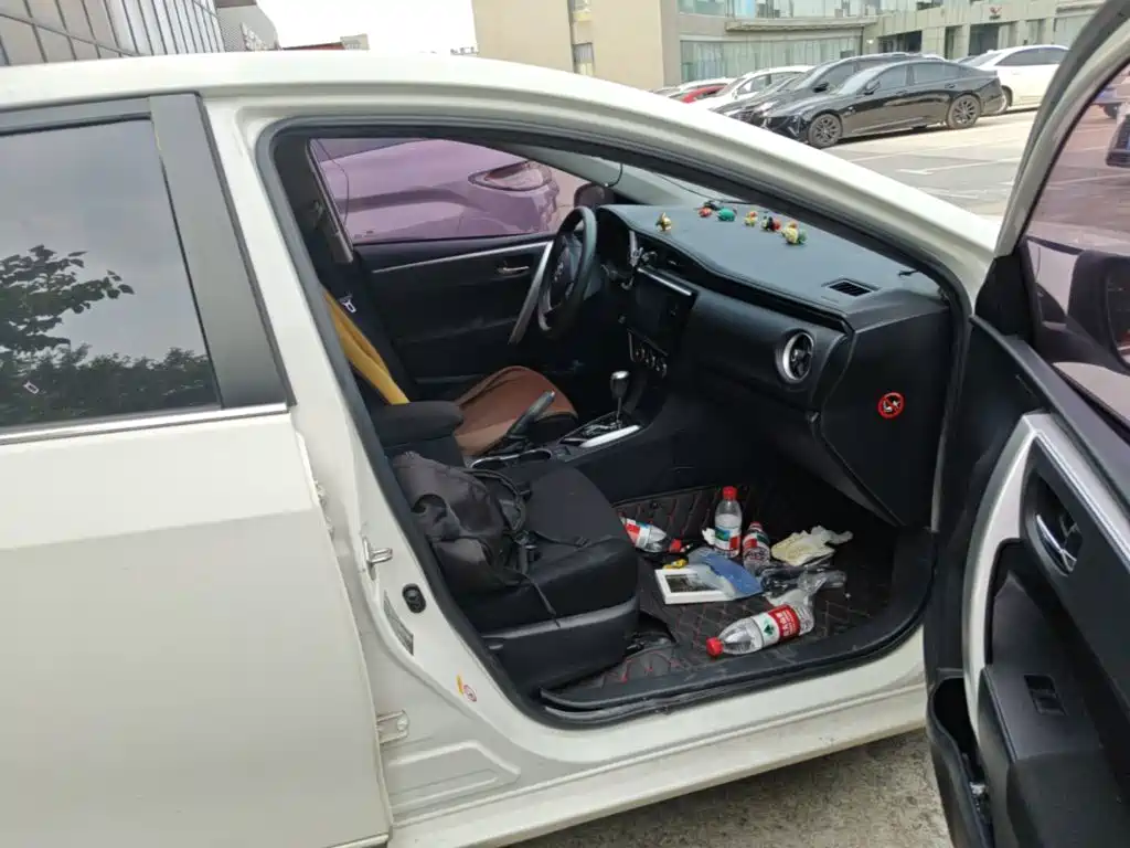 Toyota Corolla — миниатюра 11