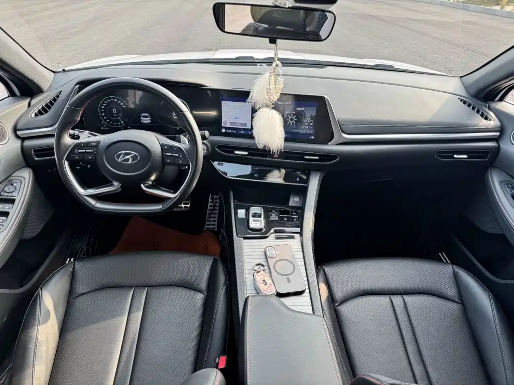 Hyundai Sonata — миниатюра 4