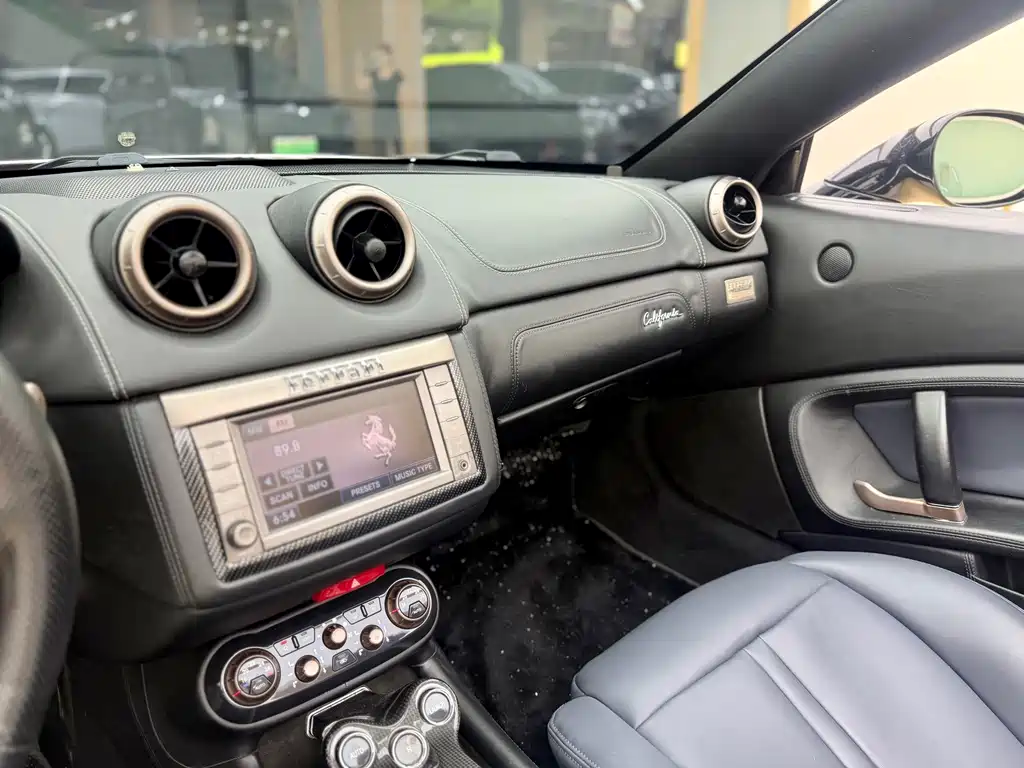 Ferrari California T — миниатюра 15