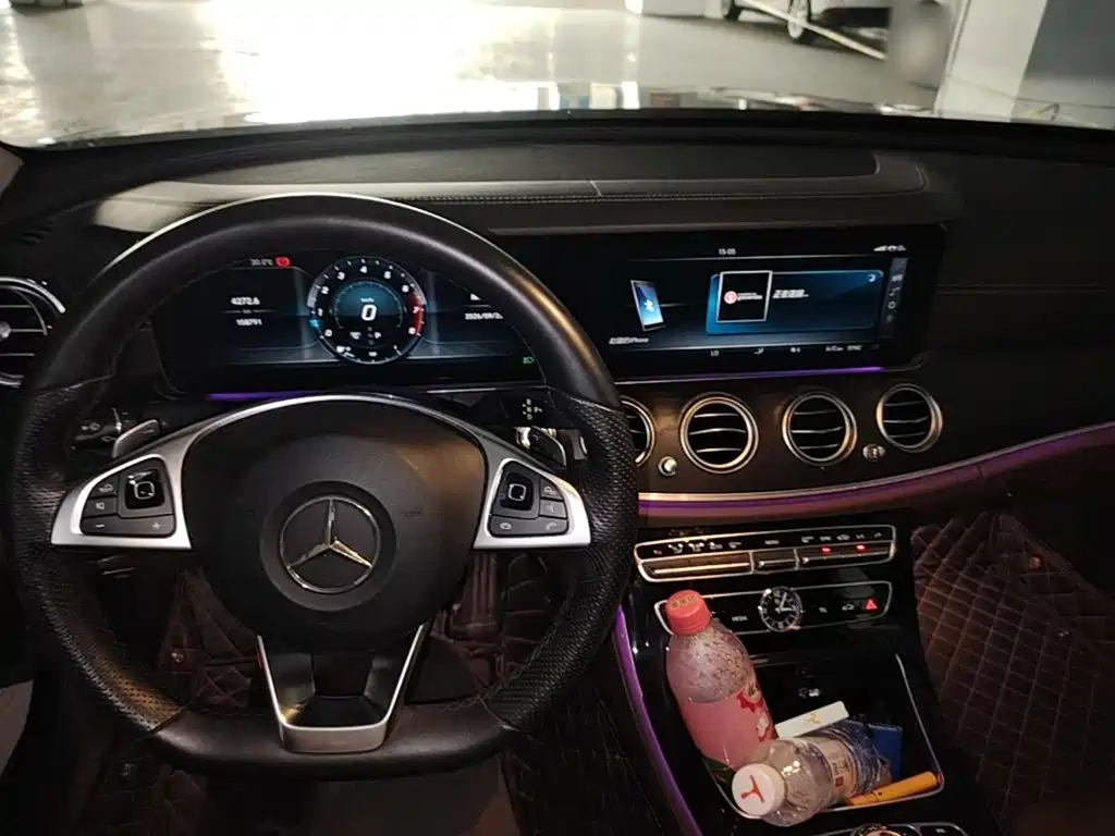 Mercedes-Benz E-Class — миниатюра 10