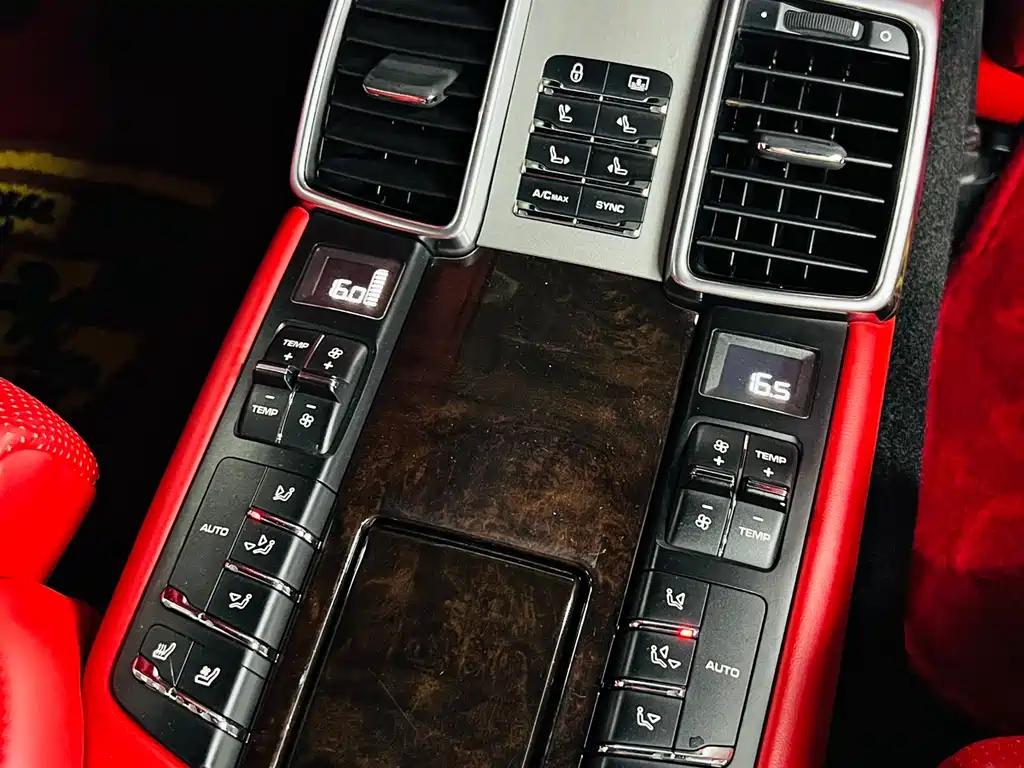 Porsche Panamera — миниатюра 11