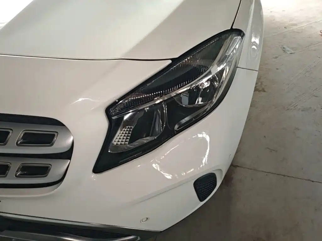 Mercedes-Benz GLA — миниатюра 24