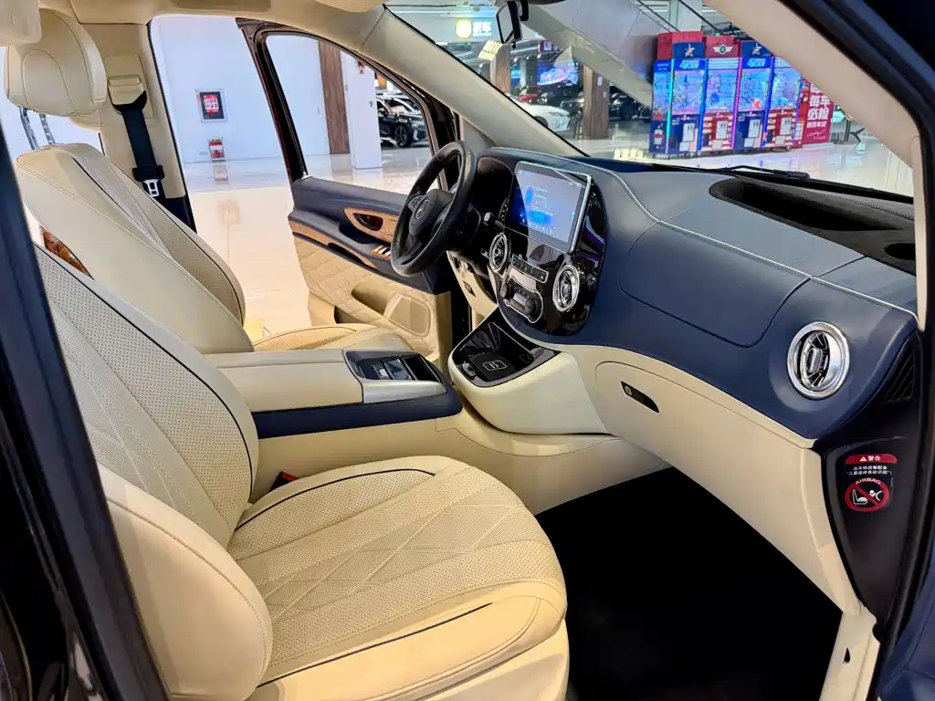 Mercedes-Benz Vito — миниатюра 17