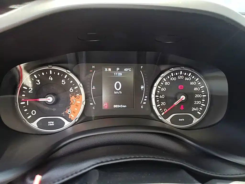 Jeep Renegade — миниатюра 12