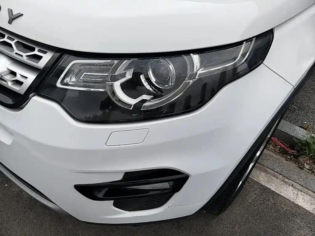 Land Rover Discovery Sport — миниатюра 24