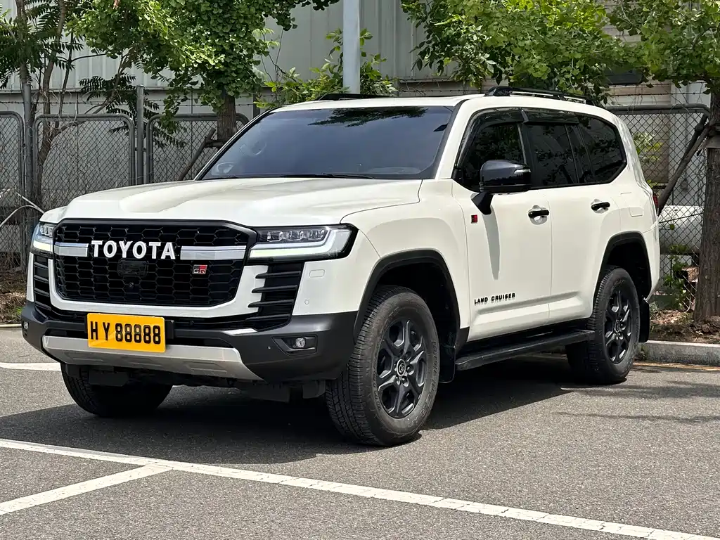 Toyota Land Cruiser 2024