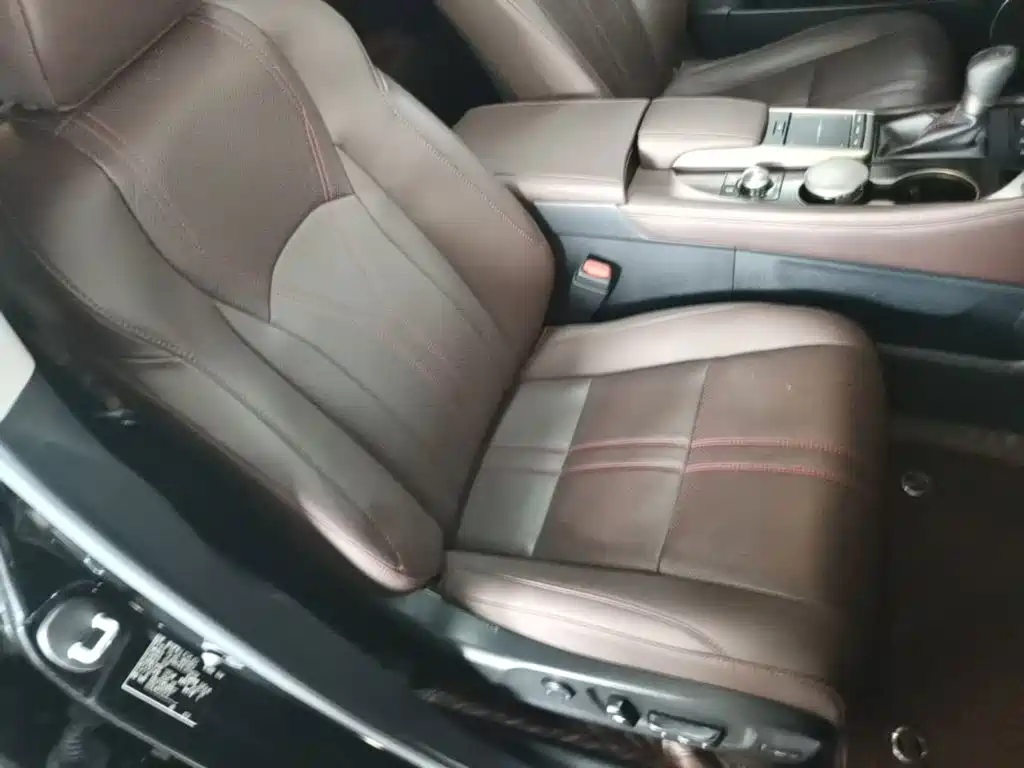 Lexus RX — миниатюра 25