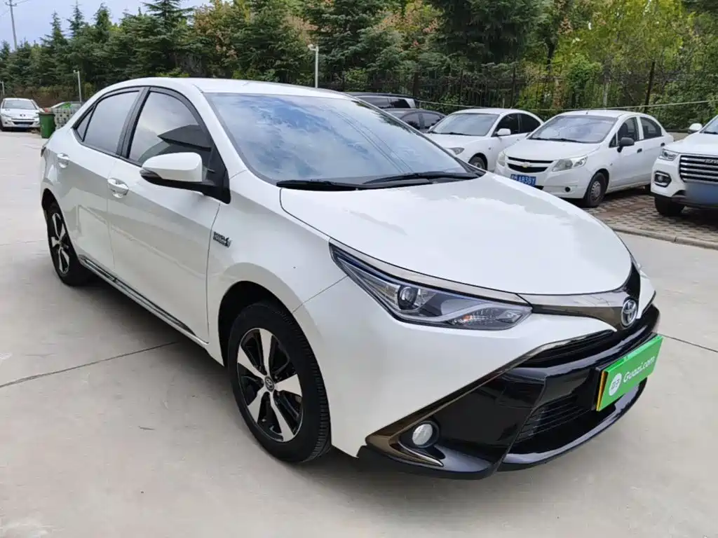 Toyota Levin Twin Engine E+ — миниатюра 4