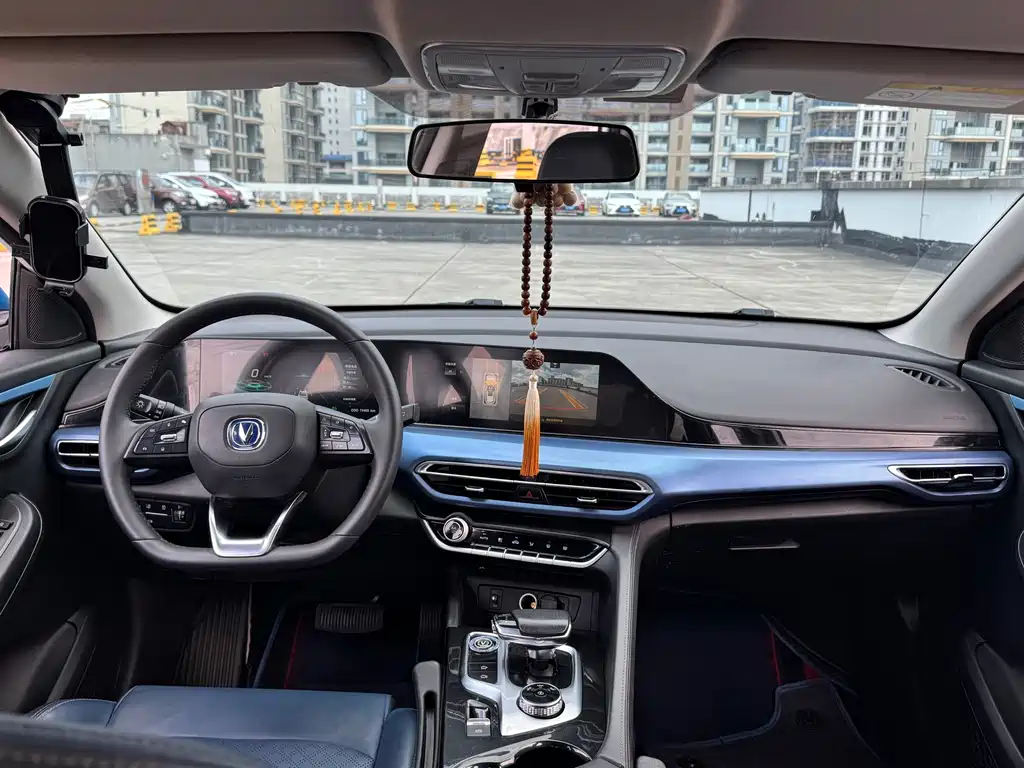 Changan Eado New Energy — миниатюра 9