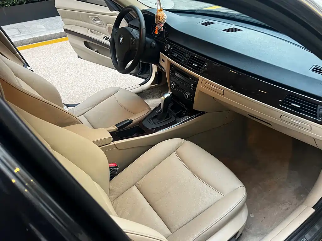 BMW 3 Series — миниатюра 17