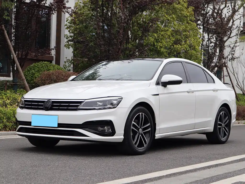 Volkswagen Lamando