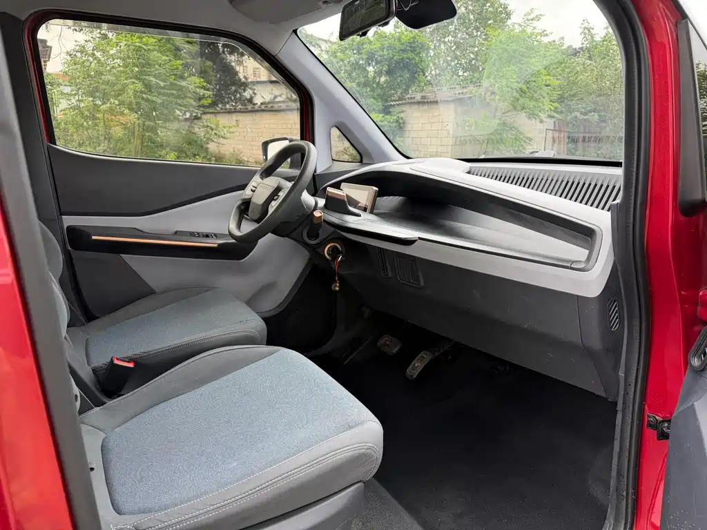 Baojun E200 — миниатюра 9