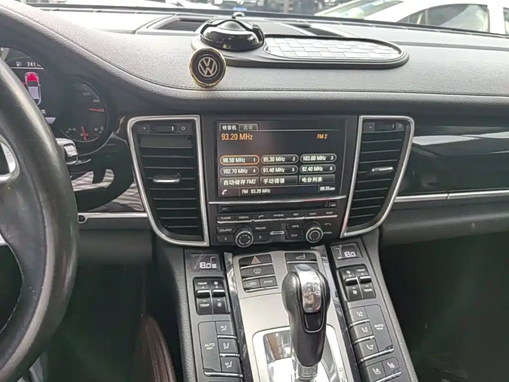 Porsche Panamera — миниатюра 20