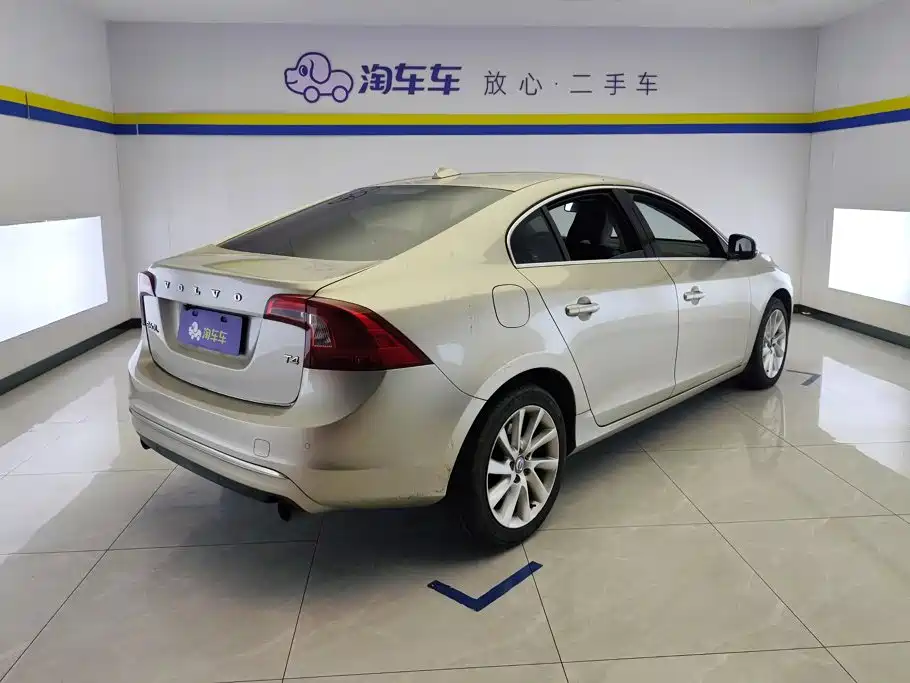 Volvo S60 — миниатюра 3