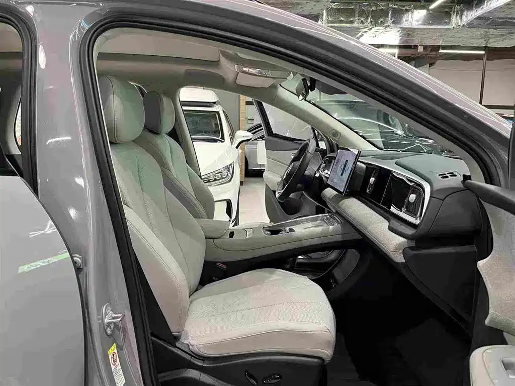 BYD Sealion 05 EV — миниатюра 5