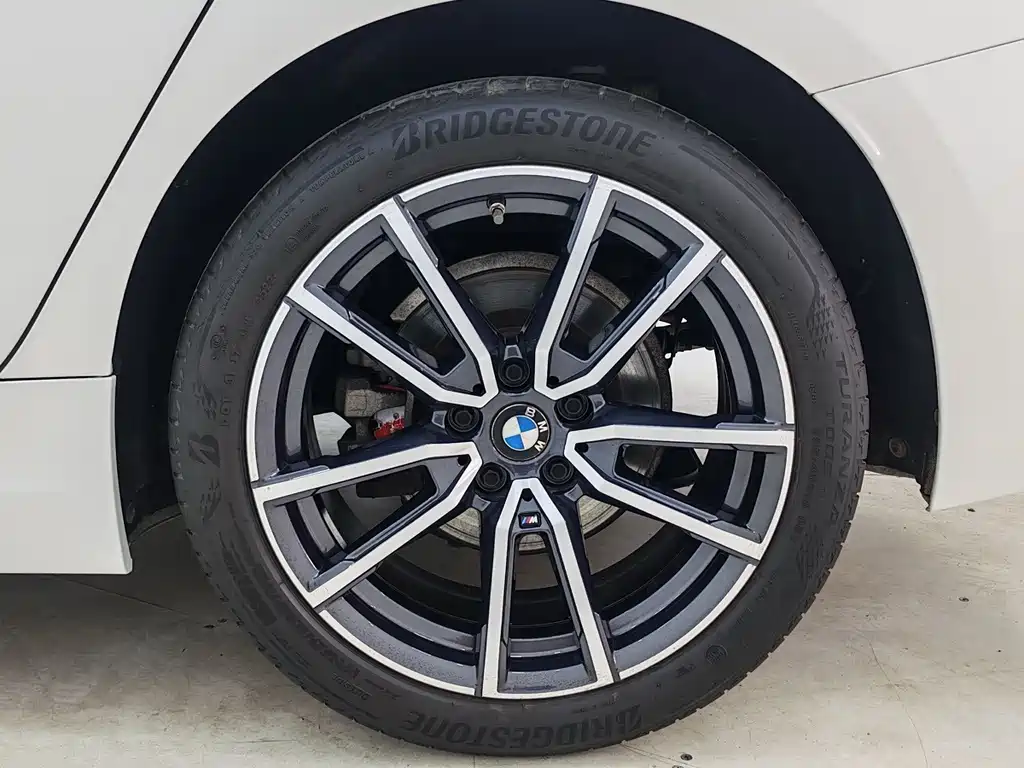 BMW 3 Series — миниатюра 17