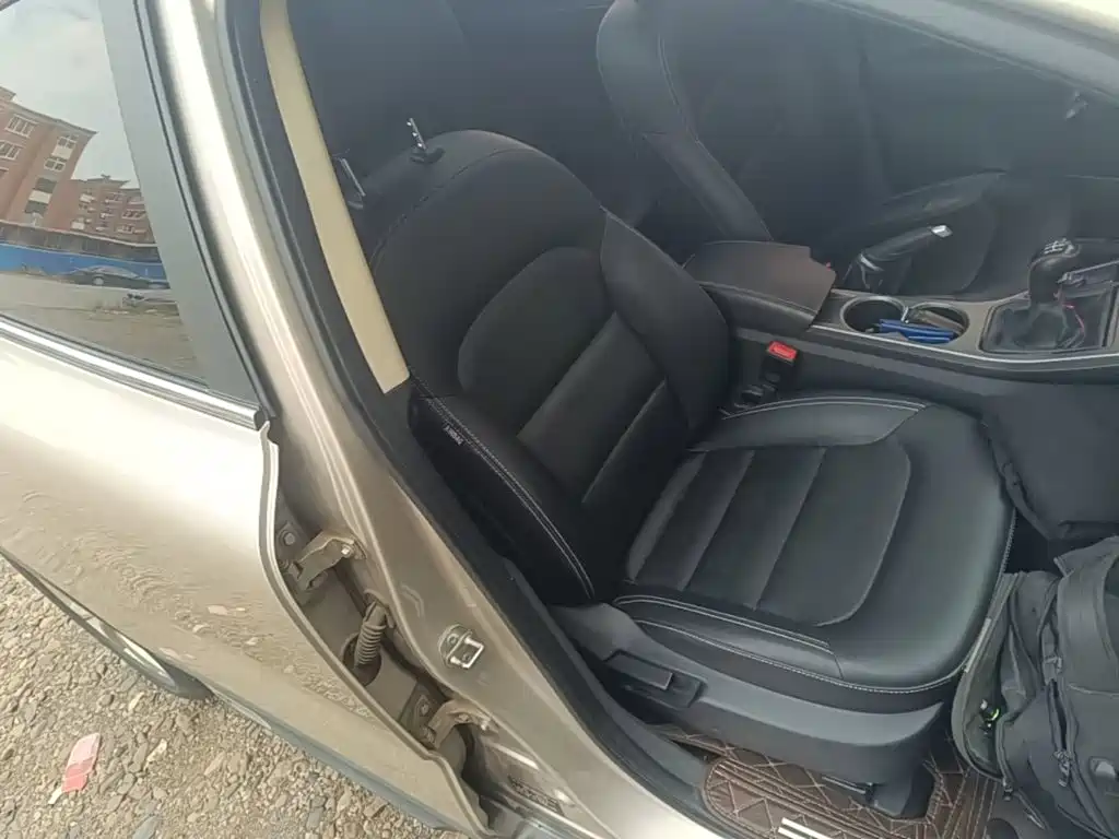 Geely Emgrand GS — миниатюра 25