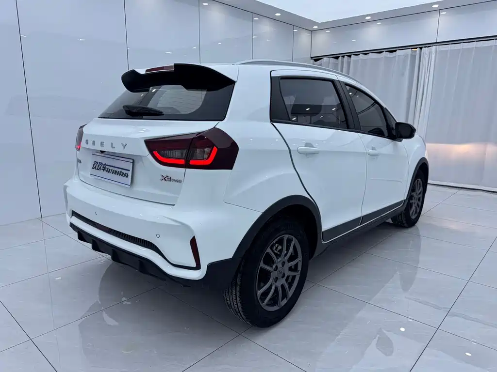 Geely Vision X3 — миниатюра 4