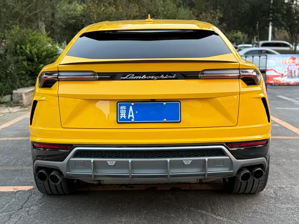 Lamborghini Urus — миниатюра 4