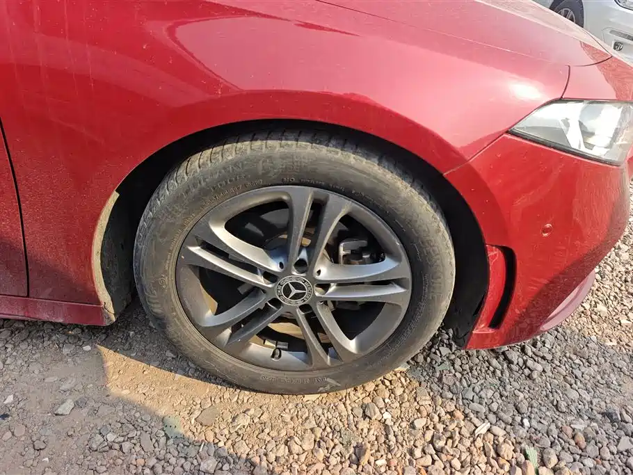 MERCEDES-BENZ A CLASS