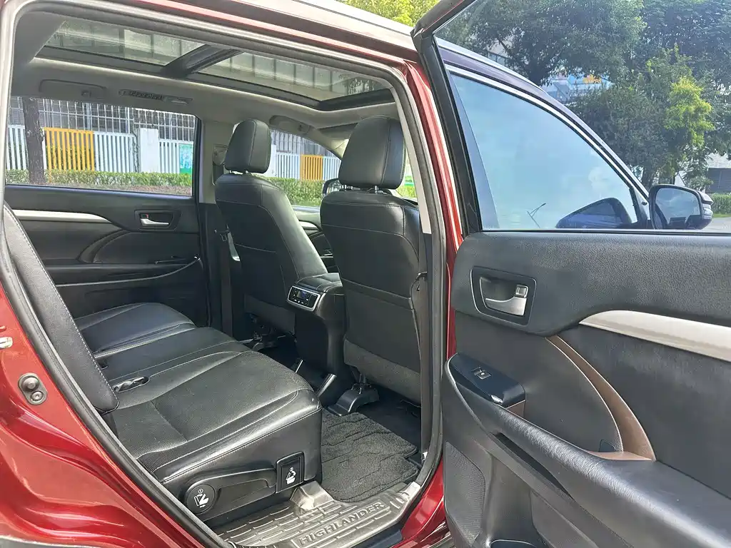 Toyota Highlander — миниатюра 23