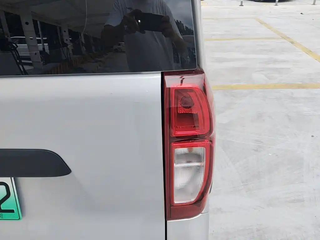 Wuling Zhiguang EV — миниатюра 8