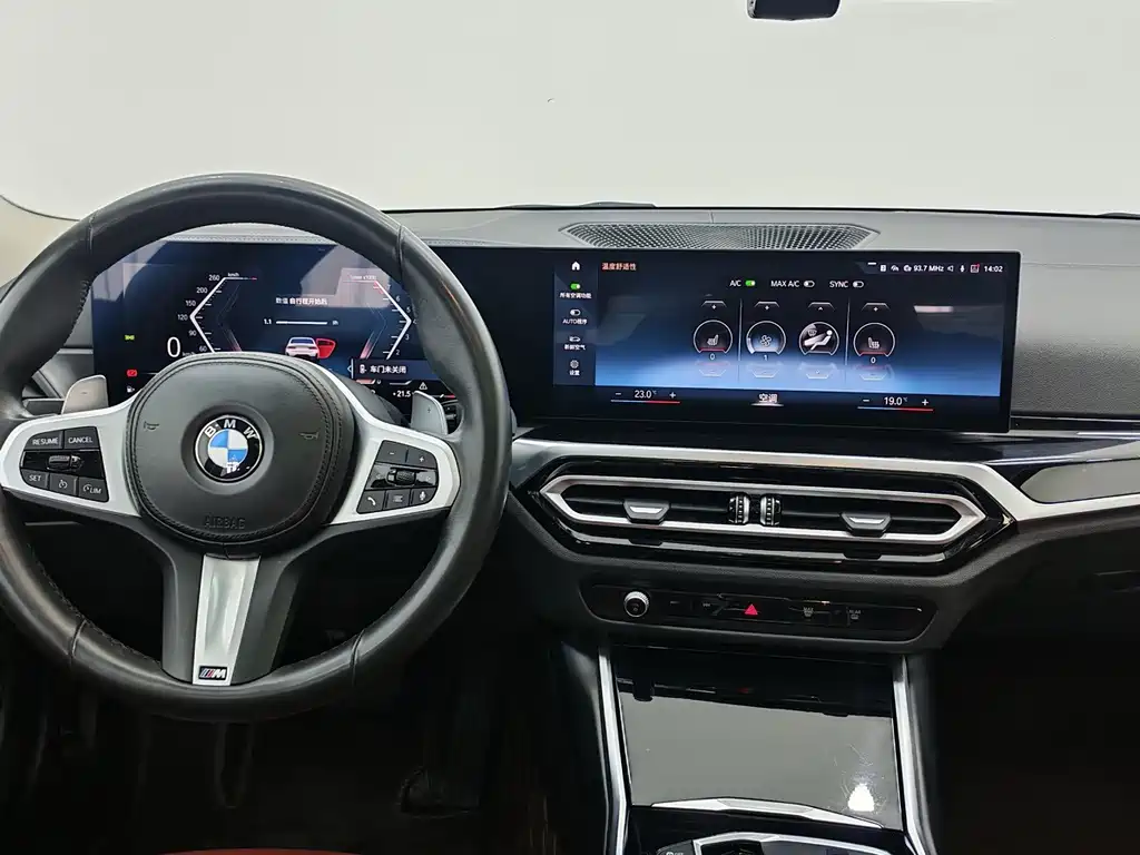 BMW 3 Series — миниатюра 12