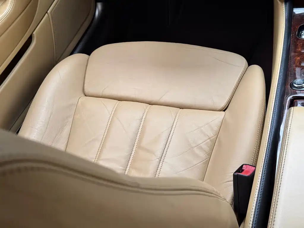 Bentley Flying Spur — миниатюра 38