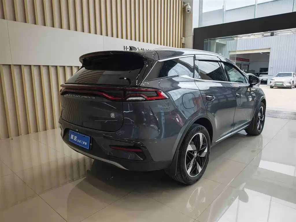 BYD Tang 2023 DM-i Champion 112KM Premium