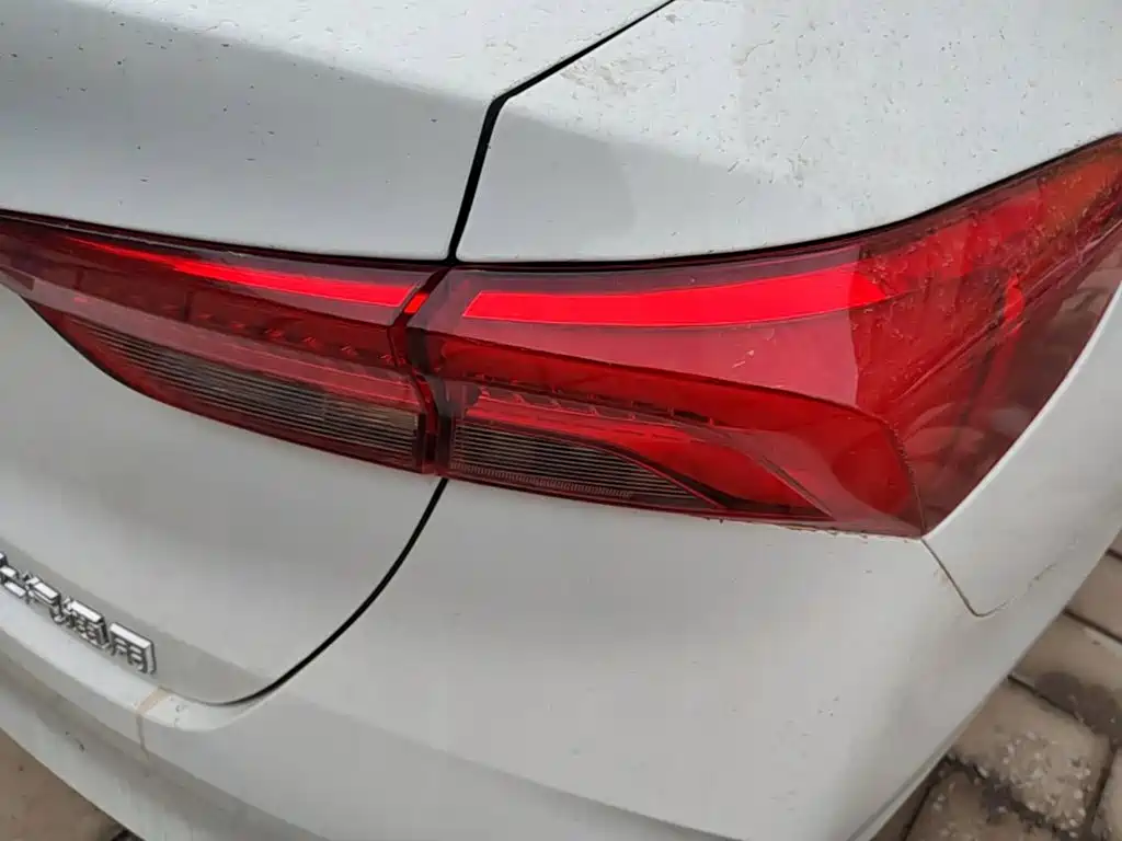 Buick Verano — миниатюра 8