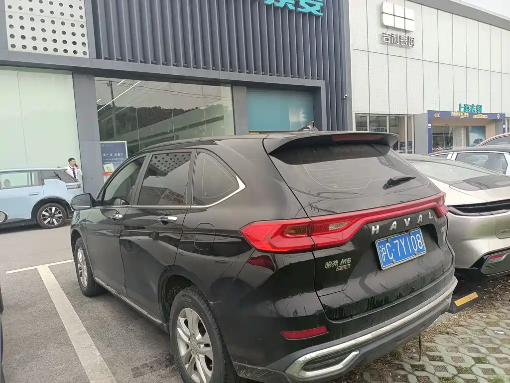 Haval M6 2021 PLUS 1.5T DCT