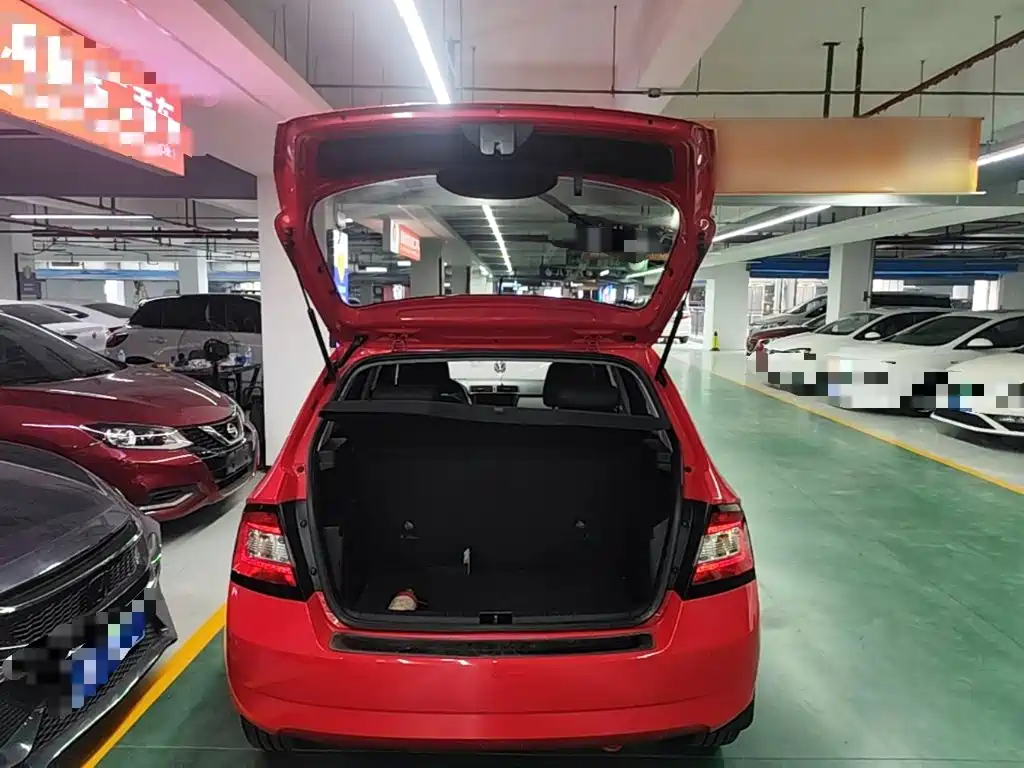 Skoda Fabia — миниатюра 19
