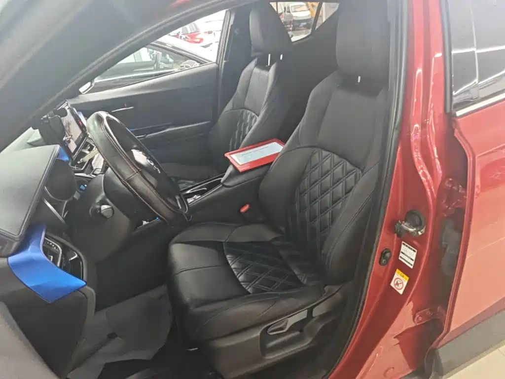 Toyota C-HR — миниатюра 15